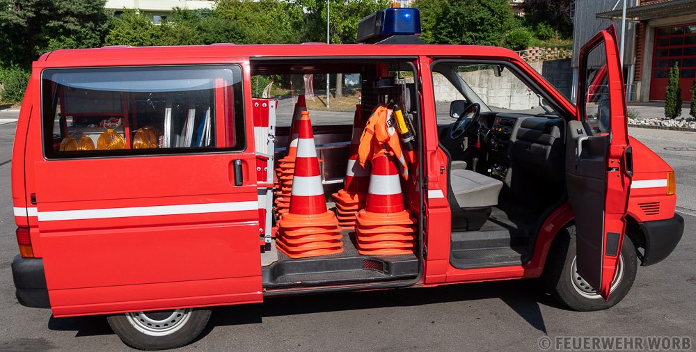 Verkehrsfahrzeug aD